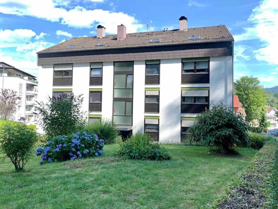 Moderne Ferienwohnung In Bester Lage! Бад Хереналб Екстериор снимка