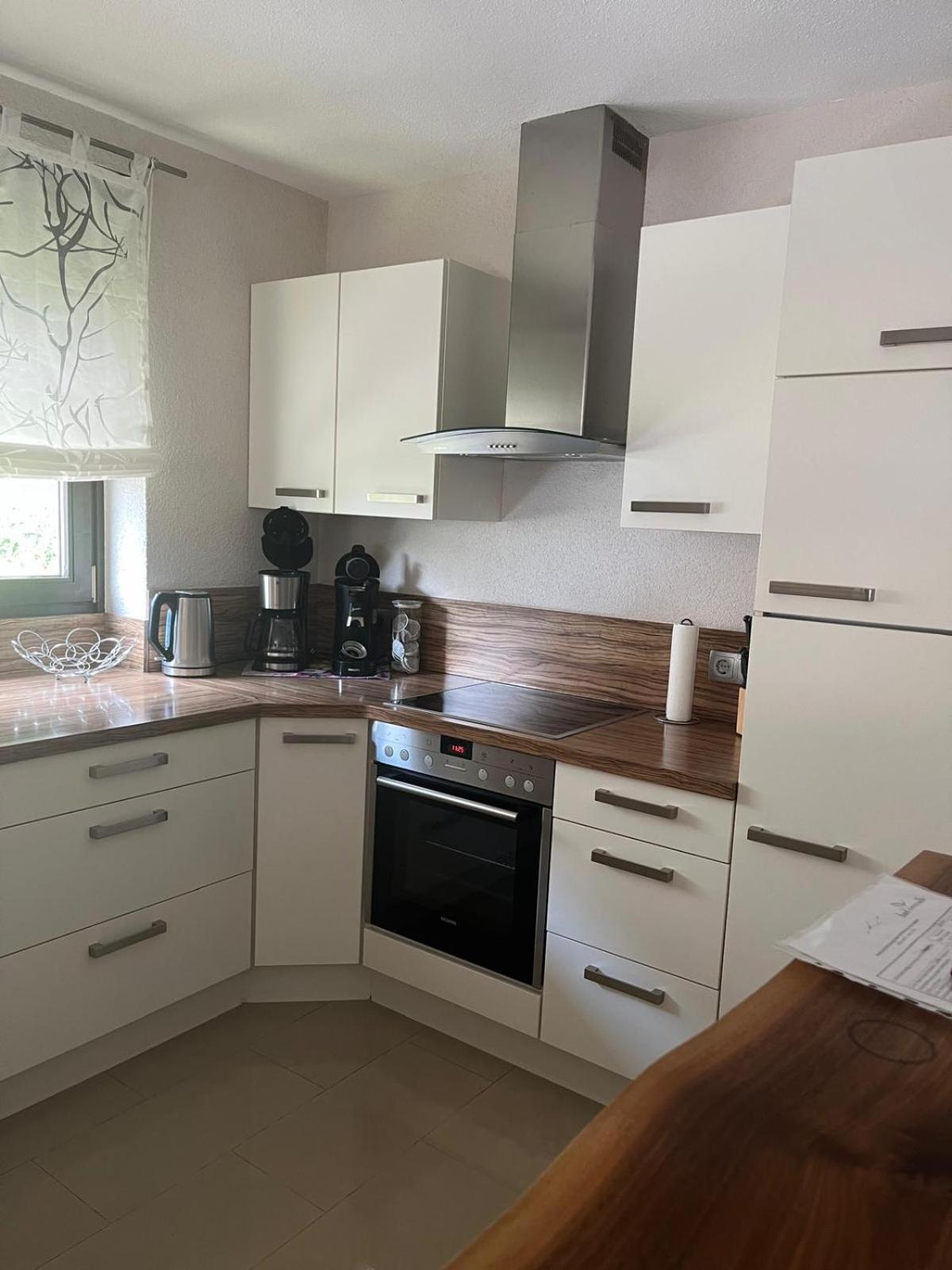 Moderne Ferienwohnung In Bester Lage! Бад Хереналб Екстериор снимка